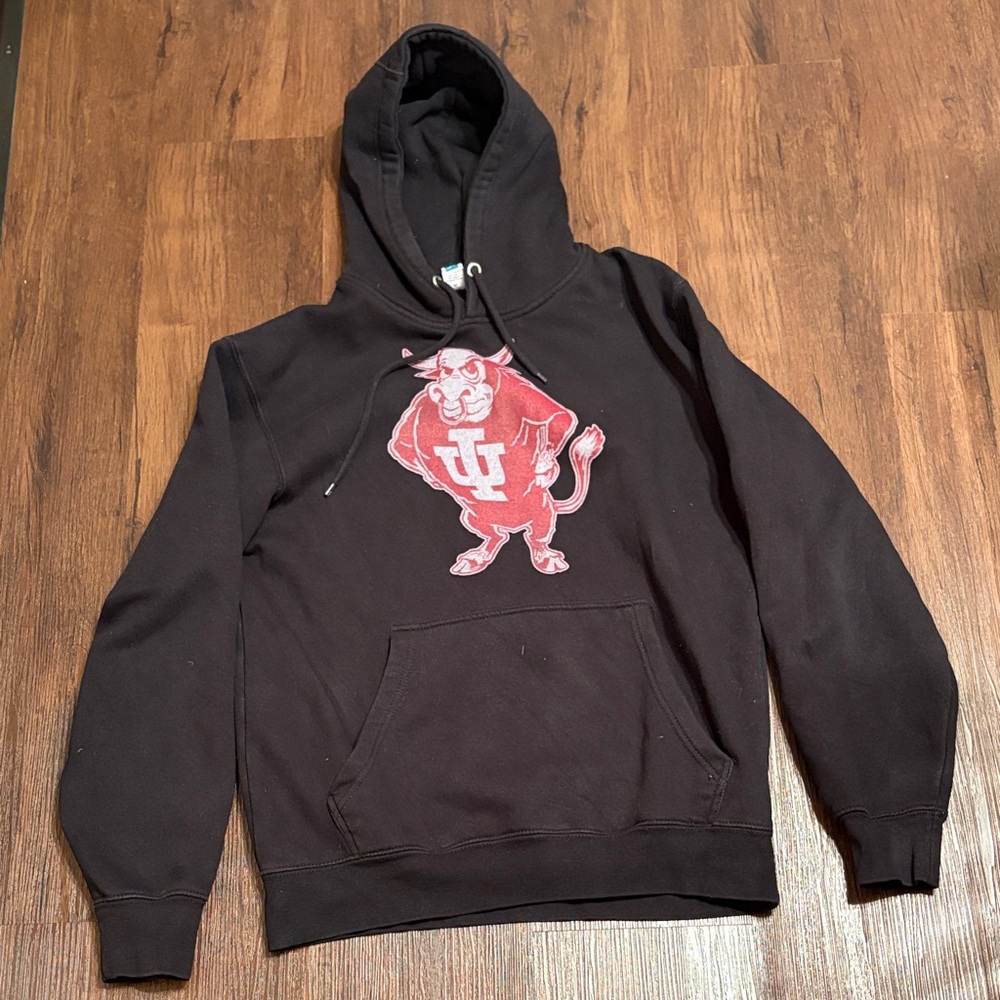 Black Hoodie Red Mascot Logo man’s sz M sweatshirt